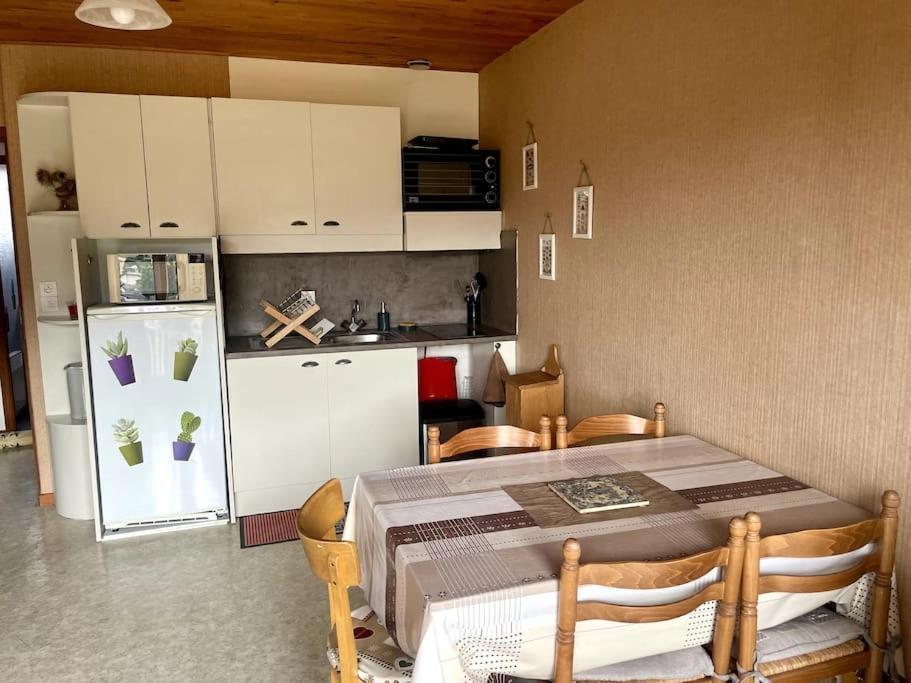 Appartement Au Pied Des Pistes Les Fourgs Екстериор снимка